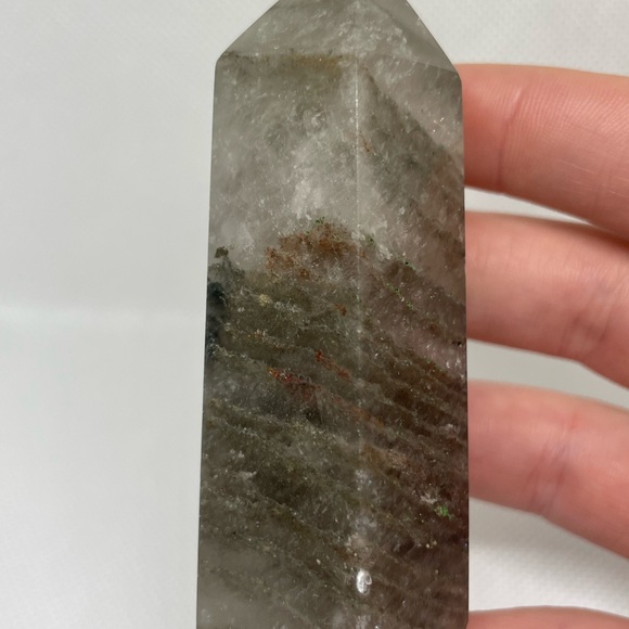 Thousand Layer Crystal Tower - Picture 2 of 2